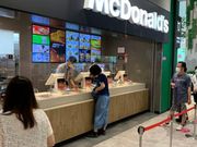 }bL[̃}NhihO[VeBX̓eʐ^2