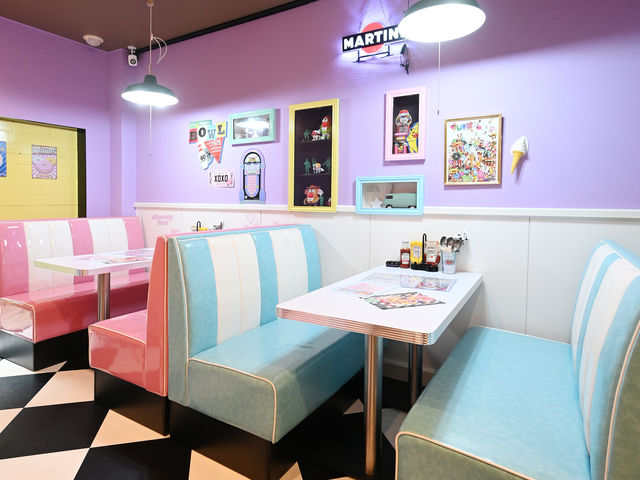 X_TINY DINERi^Cj[_Ci[j