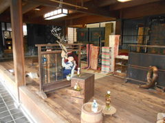 �g�V���[����̖������ƒ����@�ւ̓��e�ʐ^1