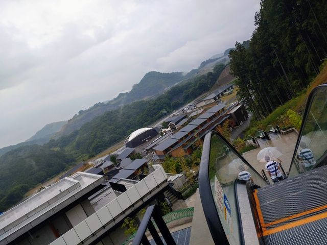 GXJ[^[Ŏ{݂̈ԍ_C Ȃ