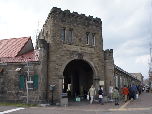 JR�]�s�w�̌����_��n�����炷���ɗ]�s�������̃Q�[�g���L��܂��I_�j�b�J�E���X�L�[�]�s������