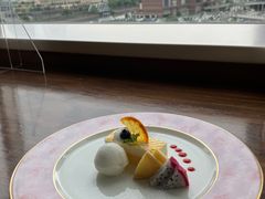 bV12̉lؒVgze@DININGBAR@BAYSIDEւ̓eʐ^1