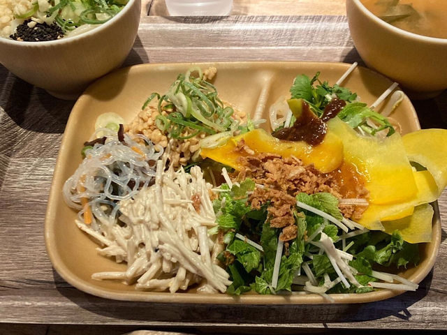 mȂAHׂƂȂ؂܂B_s  GۓX