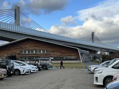 قƂ܂̃ANACOjXЉւ̓eʐ^1