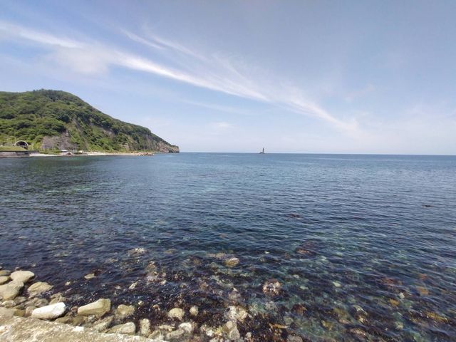 �Y��ȊC�̐�Ƀ��[�\�N��_���[�\�N��