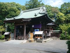 �g������̌��_�Ђւ̓��e�ʐ^1