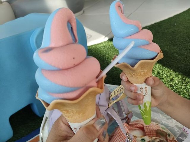 ソフトクリーム、高めだけど大きくて食べ応えあり。_サンシャイン60展望台 てんぼうパーク