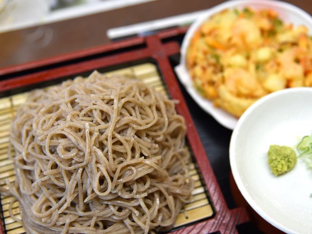 �H�����ŁA�����g�����΁i���Α吷��j�𒸂��܂�����_���̉w�@������