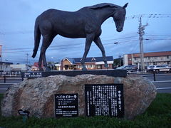 ハイセイコーの銅像 - 道の駅 サラブレッドロード新冠のクチコミ