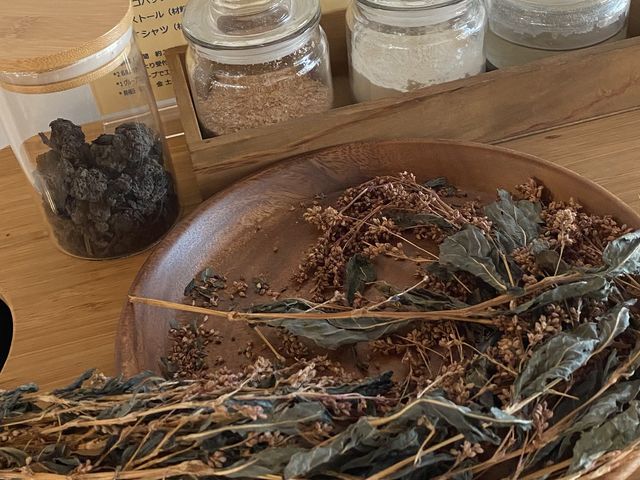 �����Ɋ܂܂�Ă��镨�ł�_STUDION2