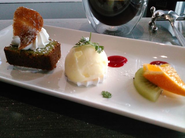 Toukosteak lounge  Ren̓eʐ^4