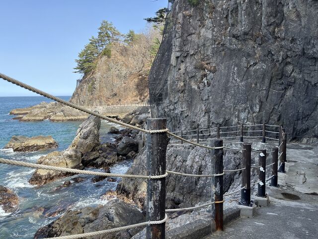 �E��̒f�R�ɂ͗��Ζh�~�l�b�g�����ň��S�i�������g���͒ʍs�ł��Ȃ��j_�l�_���l���R����