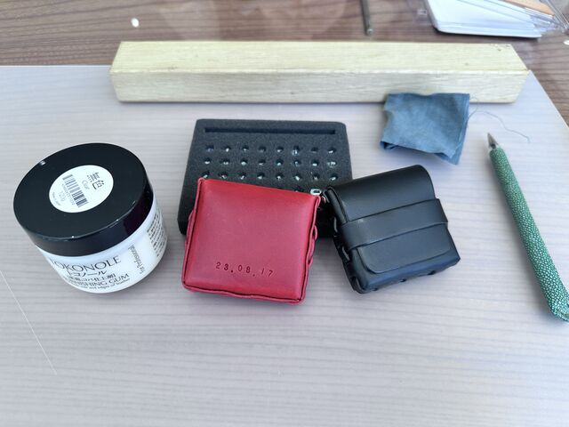 �R�C���P�[�X_Thorough Brace ���O