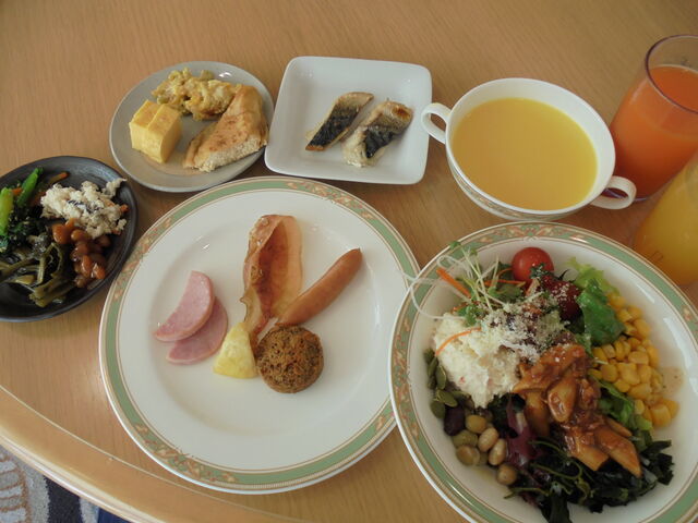 �u�b�t�F�����H_�z�e���A�\�V�A���R���]�[�g