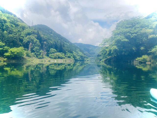 ���r���̌i�F�ł�_�G�i�x�[�X