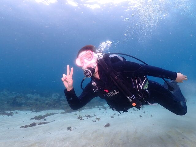 �����ʐ^��������B���Ă���܂����I_�����_�C�r���O�T�[�r�X�@Smiley Dive