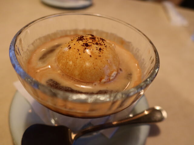 �f�U�[�g���o�b�`��_�s�b�c�F���A ���E���J���_�E�f���E�s�b�g�[��