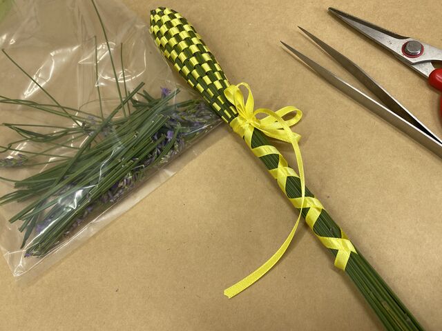 ���x���_�[�X�e�B�b�N_�l���R����̐X�����y�э�����