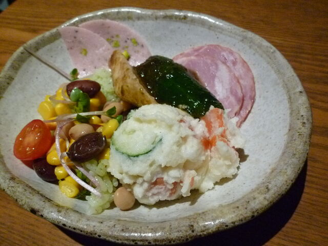 m`VinAƂイ̊Cۘa@_CɂȂ_ꃌXg@NN ÉJRZg^[Y