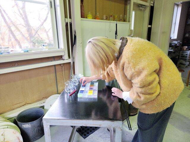 �D���ȐF�̃K���X����I��ŁA���ׂĂ�����Ƃ��y�����ł��B_�K���X�H�[Eze