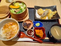 �Ȃ��Ȃ�����݂̂̂�_�C�j���O ���s�|���^�X�ւ̓��e�ʐ^1