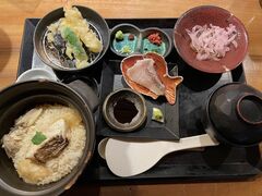 ���I������̏��R��߂� �H�Ö{�X�ւ̓��e�ʐ^1