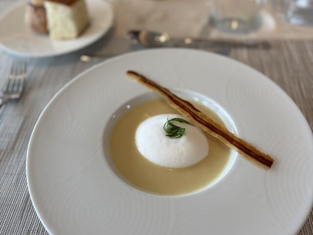 ���A�X�p���̃X�[�v_����}���I�b�g�z�e��