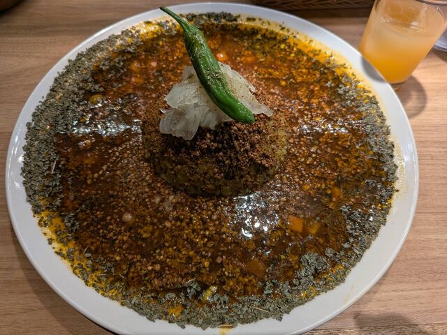 kanamisyusa�����Columbia 8�̓��e�ʐ^1