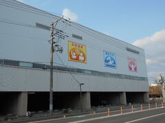 �g�V���[����̓������s���N���i�Z���^�[��ՂƂւ̓��e�ʐ^1