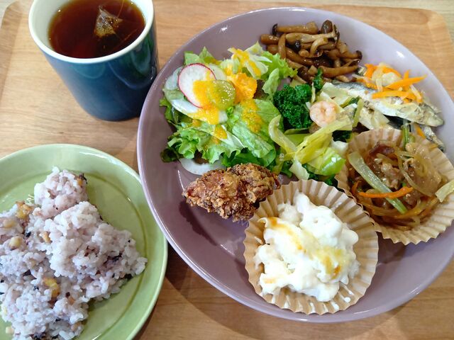 �Ă��������Mimosa Kitchen�̓��e�ʐ^3