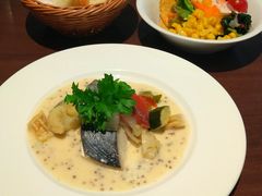 KOKO HOTEL�V�h�l�J ���X�g����BistroW�̎ʐ^1