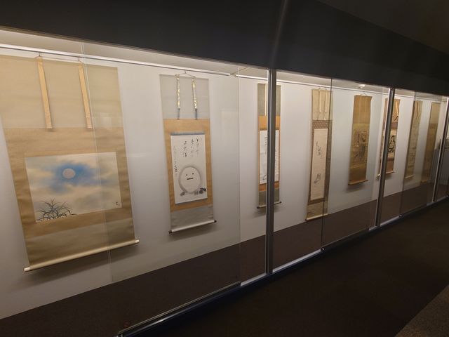 �x�{������