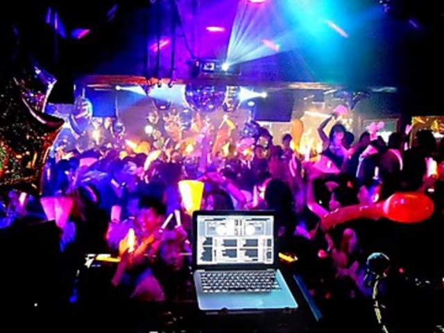 I Ah I On and On̎ʐ^1