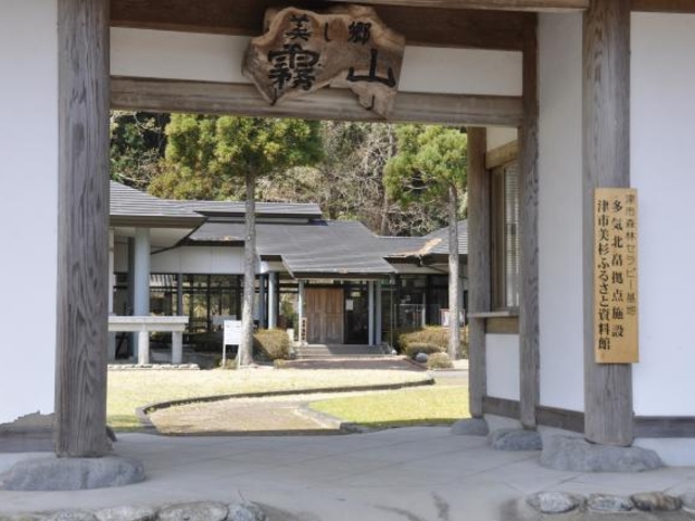 ���������R