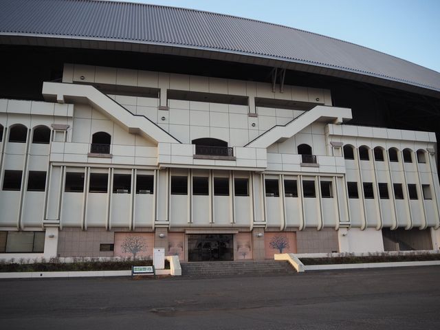 �L���R���V�A��