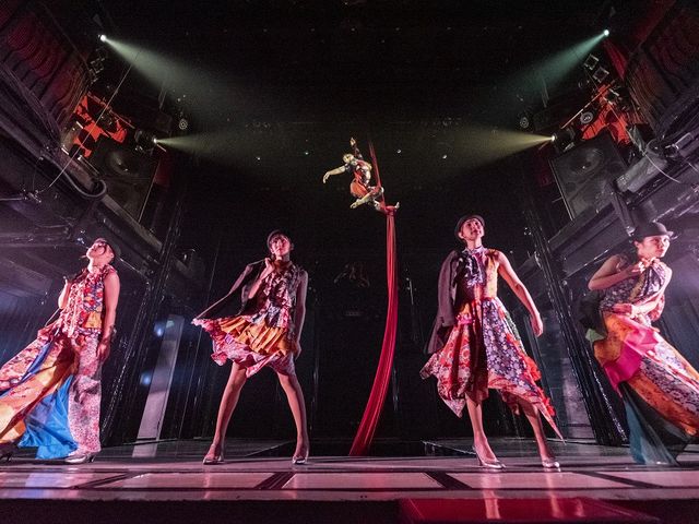 �Z�{�؋���