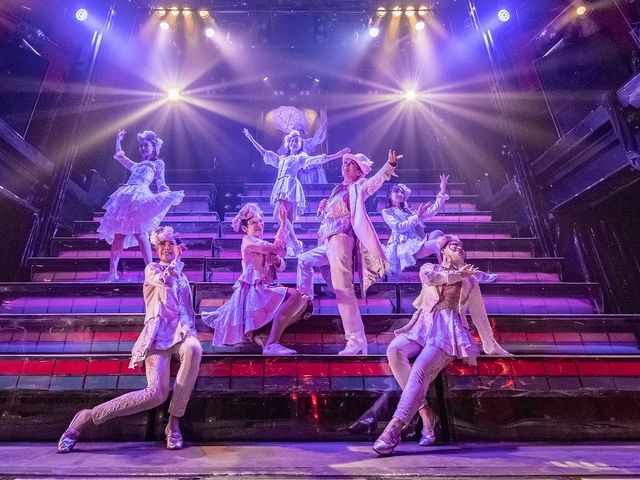 �Z�{�؋���