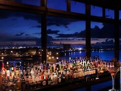 バープラネート ロワジールホテル那覇の写真1