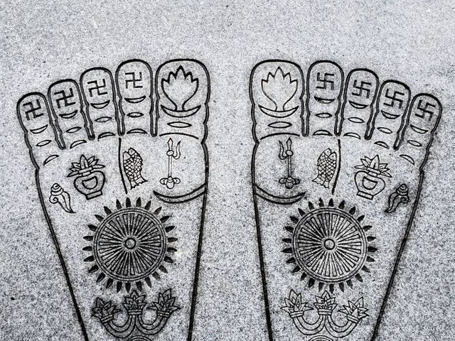 ��������t�̓�_�����O���X�{�[�g