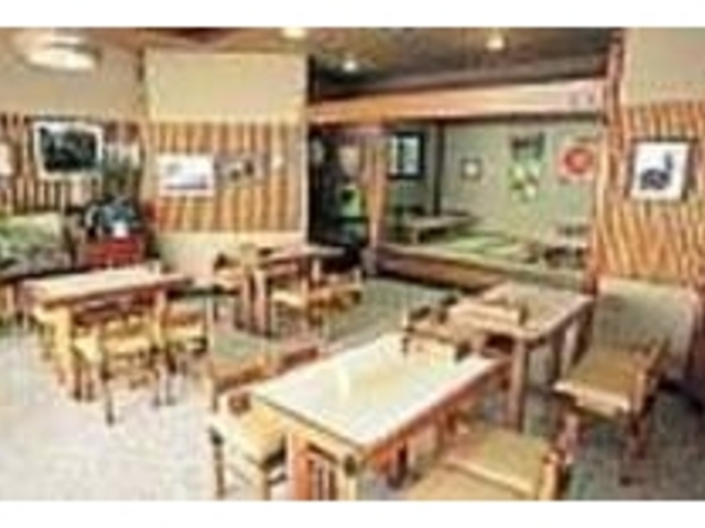 全100席。今のご主人で17代目になる_手打ちうむどん始祖 清水屋