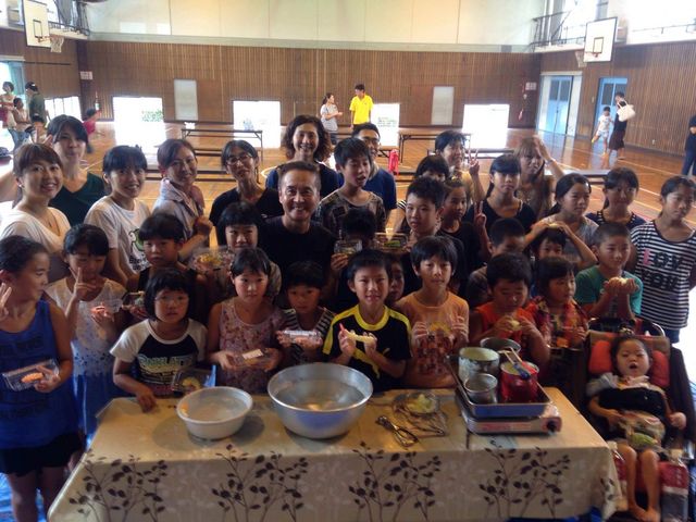 ��R�̎Q���ł����B���E�̃p�t�H�[�}���X������オ��܂����B_���T���v��