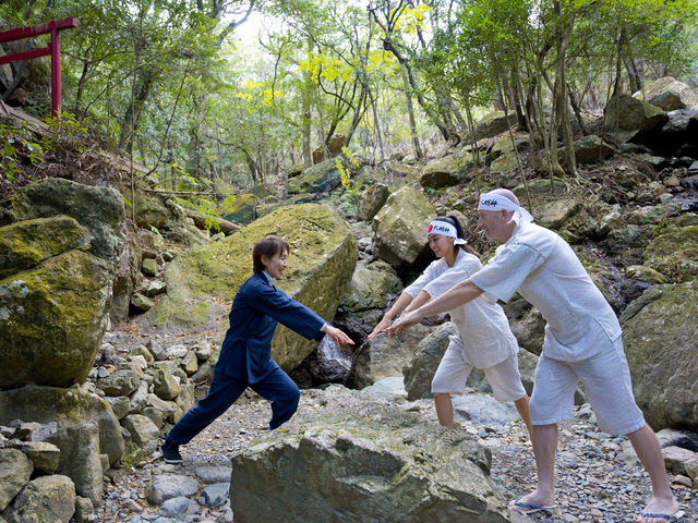 ��s�̑O�̑̑�_����喾�_