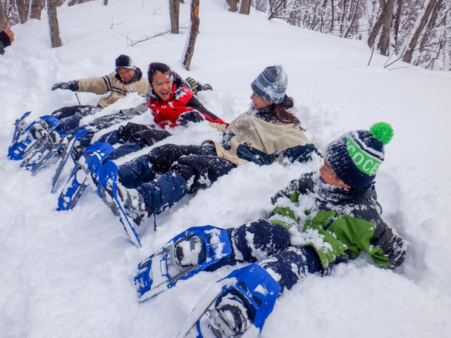 ������̐�͌Q�n�p�E�_�[�ƌĂ΂�܂��B���̒n���ō~���͓��{���\����قǁA���̍�������Ƃ��Ă��L���ł��B���܂��܂Ȉ��D�҂�������Ȏx�����󂯂Ă��܂��I_�W���O�X�|�[�c