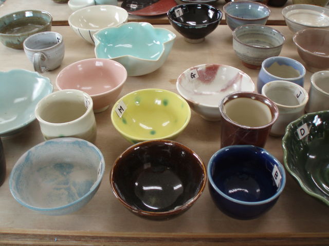 �o���オ������i�ɂ�70�F�̌��{�ł������ȐF��I�т܂�_�_�ˌ|�p�w�ѓ��|����