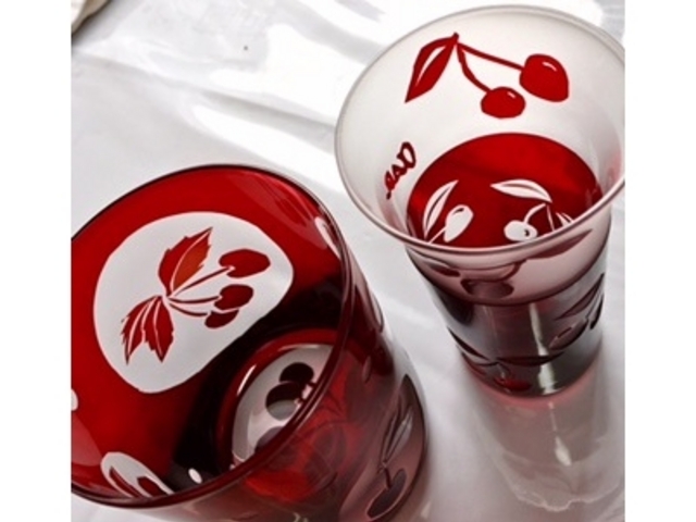 �Ԃ̃O���X�ɉA��Ɨz���g�ݍ��킹�āA�ƂĂ��؂₩�Ɏd�グ���܂�����_�T���h�u���X�g�����H�[