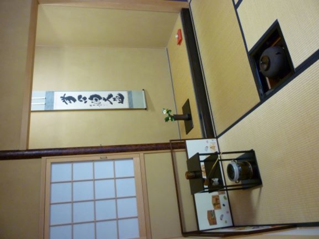 �i������