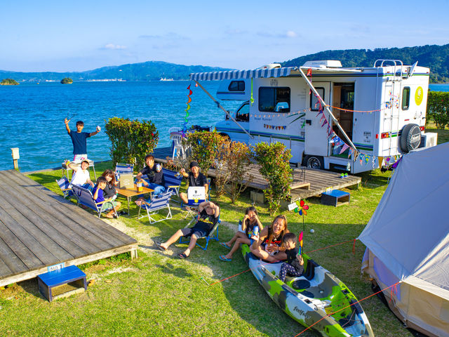 �`�����ŉ���ł̓��ʂȖ`���̗��ց�_�`���� ���ꑍ���A�E�g�h�A�c�A�[���X