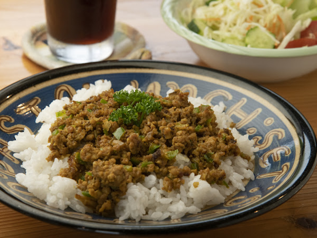 *�������߃����`�F�̂Ȃ���̃h���C�J���[�i800�~�j�B_�ɓ��̏�n�N���u�V��z�[�X�r���b�W