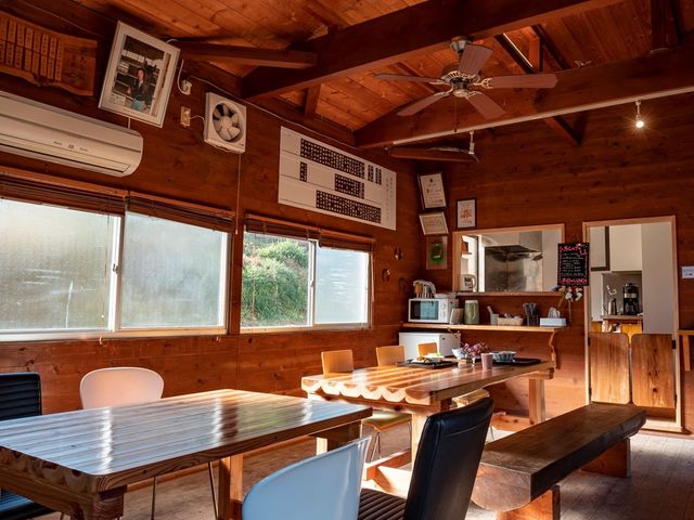 *�n�J�t�F/�n�Ɋւ���G����A�{�𑽐����p�ӂ��Ă���܂��B�����R�ɂ����p���������B_�ɓ��̏�n�N���u�V��z�[�X�r���b�W