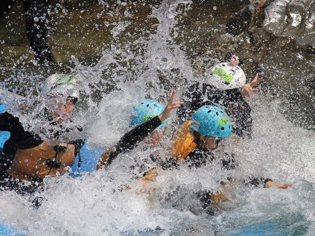 �厩�R�̒��̃W�F�b�g�R�[�X�^�[_RioBRAVO!